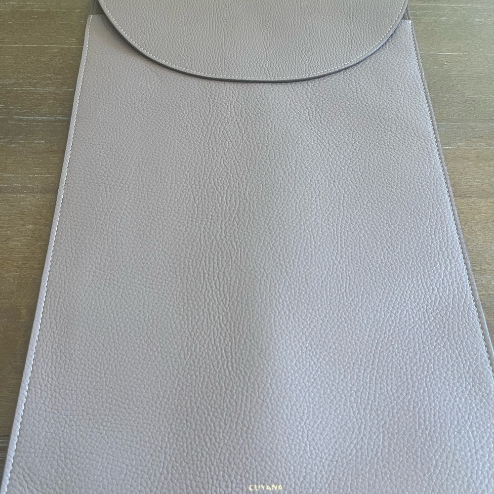 Cuyana Leather Laptop case